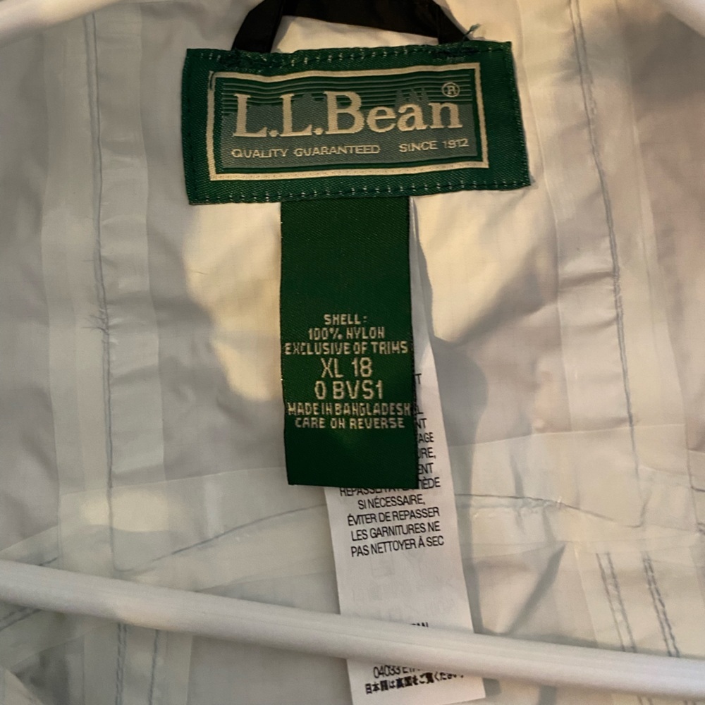LL Bean Rain Jacket - Picture 5 of 5